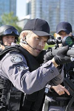 David Paetkau in Flashpoint. Sam was Always an Excellent Shot!! (2008 ...