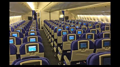 8 Photos Boeing 777 200 Interior Photos And Description - Alqu Blog