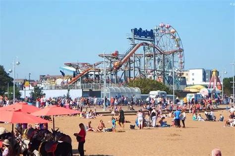 Hotel on Skegness seafront is put up for sale - and it's on the market ...