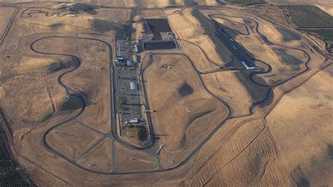 Hawk Performance | Hawk Performance Partners with Thunderhill Raceway!