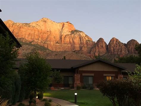 Hampton Inn & Suites Springdale Zion National Park $132 ($̶1̶6̶2̶ ...