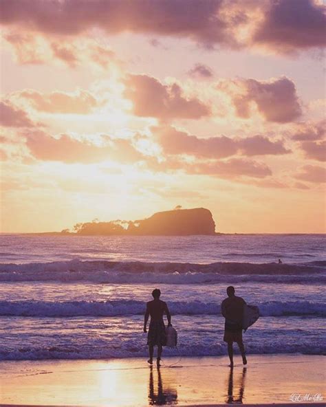 Mudjimba Beach at sunrise, Sunshine Coast, Qld Australia | Beach view ...