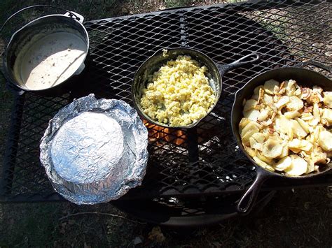 Cowgirl's Country Life: Easy to make campfire food...