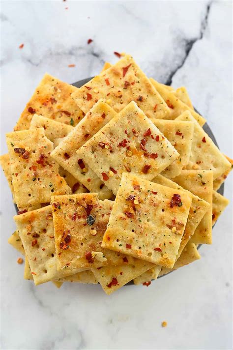 Ranch Firecrackers Recipe (Seasoned Saltines!) | Buns In My Oven