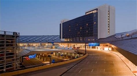 Grand Hyatt DFW Reviews & Prices | U.S. News