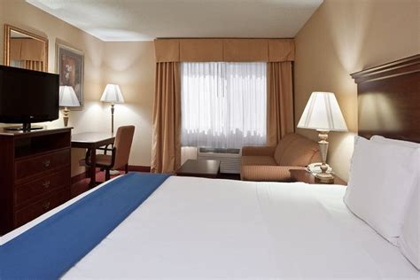 HOLIDAY INN EXPRESS MT. VERNON, AN IHG HOTEL $123 ($̶1̶4̶5̶) - Updated ...