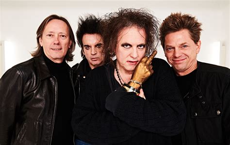 The Cure Announce UK/Europe 2022 Tour, Hints for New Album | FIB