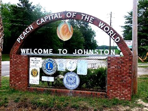 Johnston, South Carolina, the Peach Capital of the World | Garden arch ...