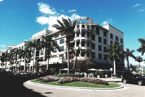 The Best Shopping in Naples, FL | Naples Florida Vacation Homes, LLC