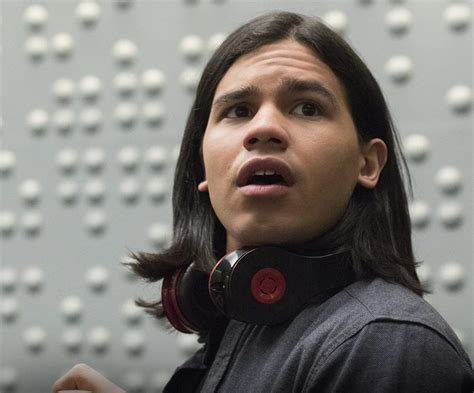 The Flash season 2: Carlos Valdes reveals how Cisco will handle his new ...