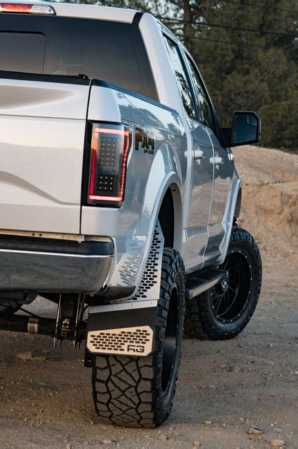 Black on Black - REK-mesh Universal Offset Mud Flaps – REK GEN Vehicle ...