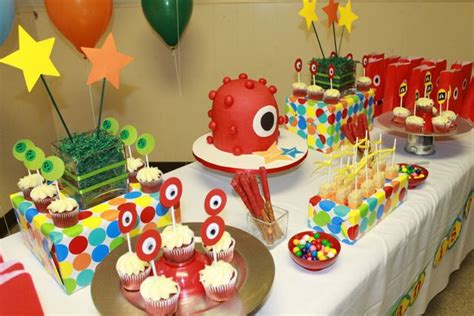 Yo Gabba Gabba party. "There's a party in my tummy....so yummy...so ...