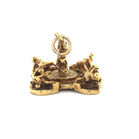 Vintage Fountain of the Naiads Charm 18k Yellow Gold Roman Fountain ...