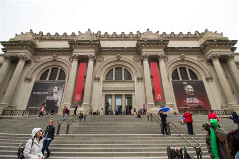 Metropolitan Museum Of Art In New York / Metropolitan Museum of Art ...