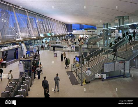 Stratford tube station inside hi-res stock photography and images - Alamy