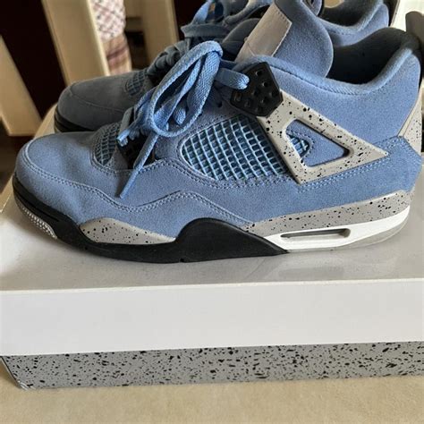 Jordan 4 university blue Only wore it once. - Depop