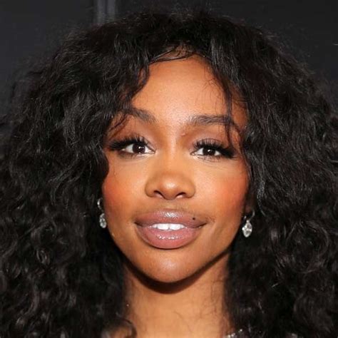 SZA (singer) - Age, Birthday, Biography, Movies, Albums & Facts | HowOld.co