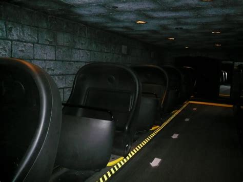 Is Haunted Mansion At Disney Too Scary For Kids? Parents Guide To Rides ...