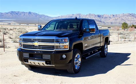 2016 Chevrolet Silverado 2500HD High Country Review - TheIgnitionBlog.com