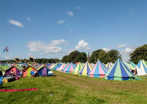 Reading Festival | Crank up your comfort with luxury camping at Reading ...