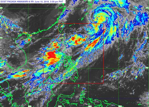 Monsoon rain in Luzon, Western Visayas on June 11