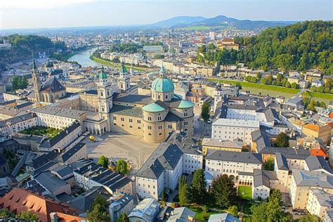 Salzburg and the Lake District | Gray Line