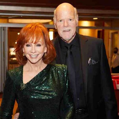 Is Reba Mcentire still alive?, Husband, Net Worth, Parents