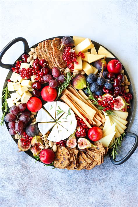 Holiday Cheese Board - KeepSpicy