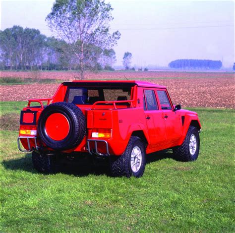 1986 Lamborghini LM002 Image. Photo 5 of 7