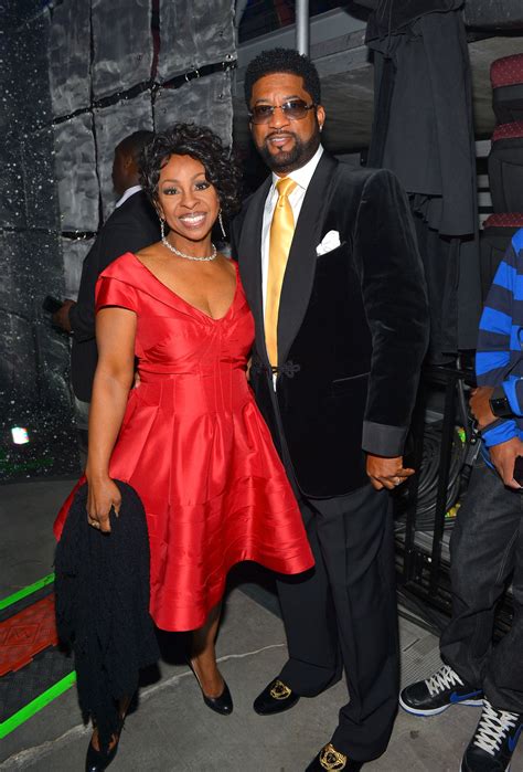 Gladys Knight & Husband William McDowell Enjoy Sweet Family Outing in ...