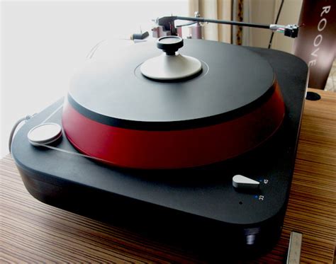 Spiral Groove Introduces New Revolution Turntable | Analog Planet