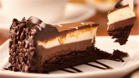 What You Need To Know Before Ordering Dessert At Olive Garden