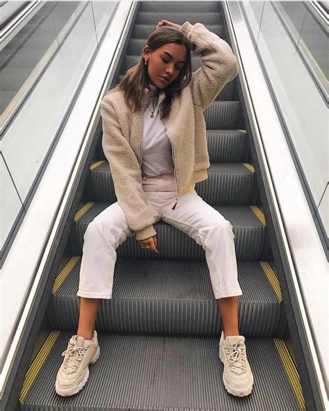 Women Fashion 2019: Latest Fashion Trends 2019 of Women’s Clothes