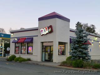 Taco Bell / KFC / Pizza Hut - www.FunInNewEngland.com