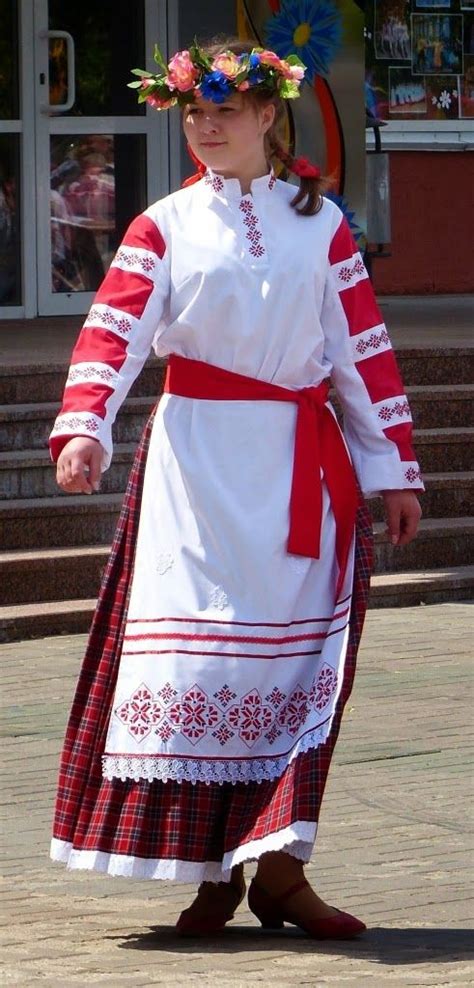 Girl wearing traditional costume of Belarus Folk Clothing, Historical ...