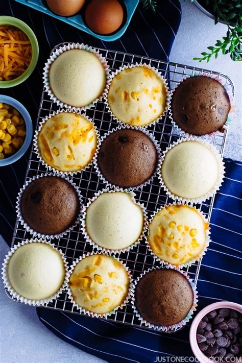 Steamed Cake (Mushi-pan) 蒸しパン • Just One Cookbook