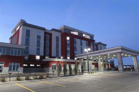 BEST WESTERN PREMIER EXECUTIVE RESIDENCY MEDICINE HAT - Updated 2022 ...