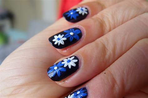 NailArt 101: Nail Designs Pictures Choices