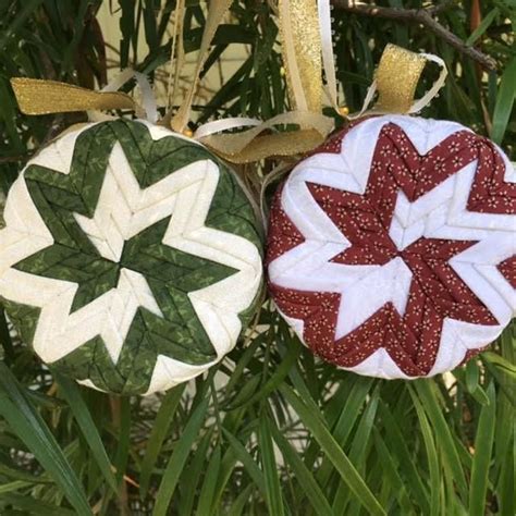 No Sew Folded-Fabric, Pinwheel Ornament Pattern | Craftsy | Fabric ...