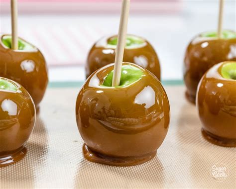 Easy Caramel Apples Recipe (Video)