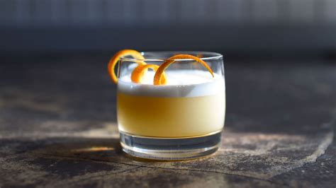 6 Scotch Whisky Classic Cocktail Recipes to Know | PUNCH