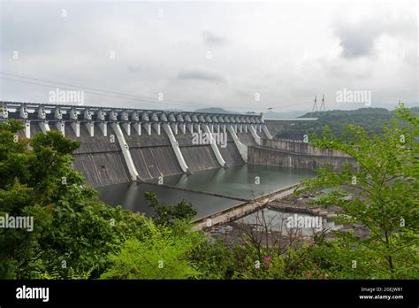 Sardar Sarovar Dam on Narmada River at Narmada valley, Kevadiya colony ...