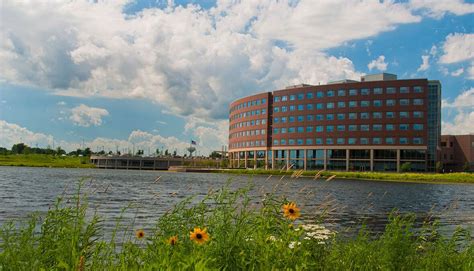 Advocate Sherman Hospital, Replacement Facility | Hitchcock Design Group