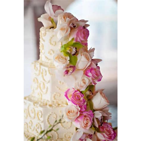 phoenix-wedding-cake-baker