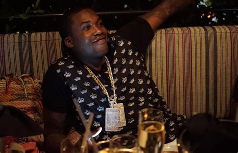 Meek Mill Responds to Drake's "Charged Up" | Complex