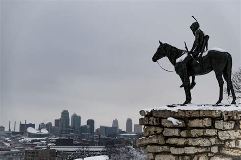 Kansas City’s famous statue, The Scout, is pretty cool. : r/pics