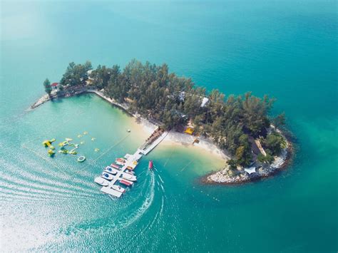 Island Hopping In Langkawi - Everything You Need to Know [2021 Updated]