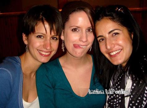 Katrina Kaif with Sisters - Family Pictures - XciteFun.net