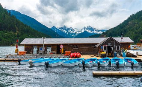 Ross Lake Resort: Floating Lakefront Paradise