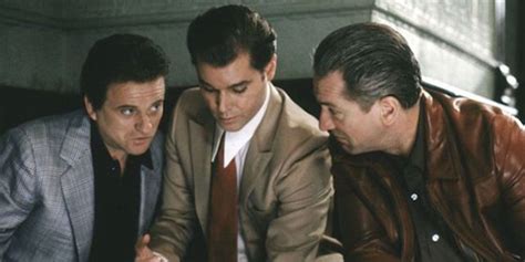 Goodfellas: 10 Questions We Are Still Asking | ScreenRant